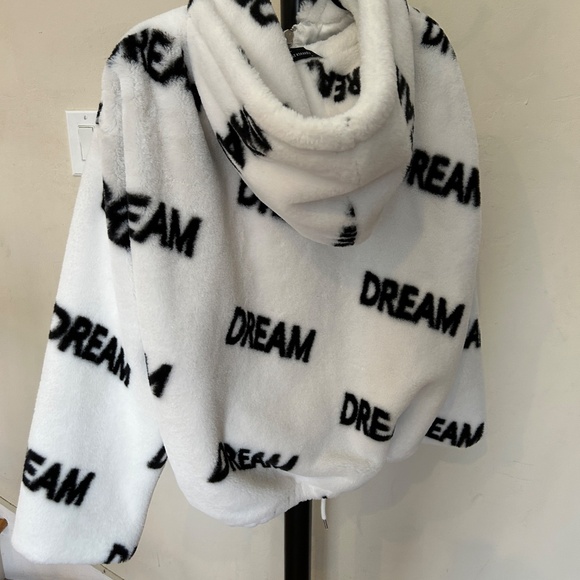 Trendy Faux Fur Zip-up Hoodie Coat w/ Drawstring Hem & Hand Warmer - Picture 3 of 11